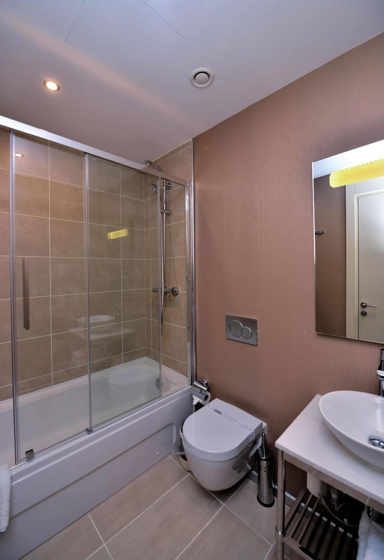 Upsuites Hotel イスタンブール エクステリア 写真